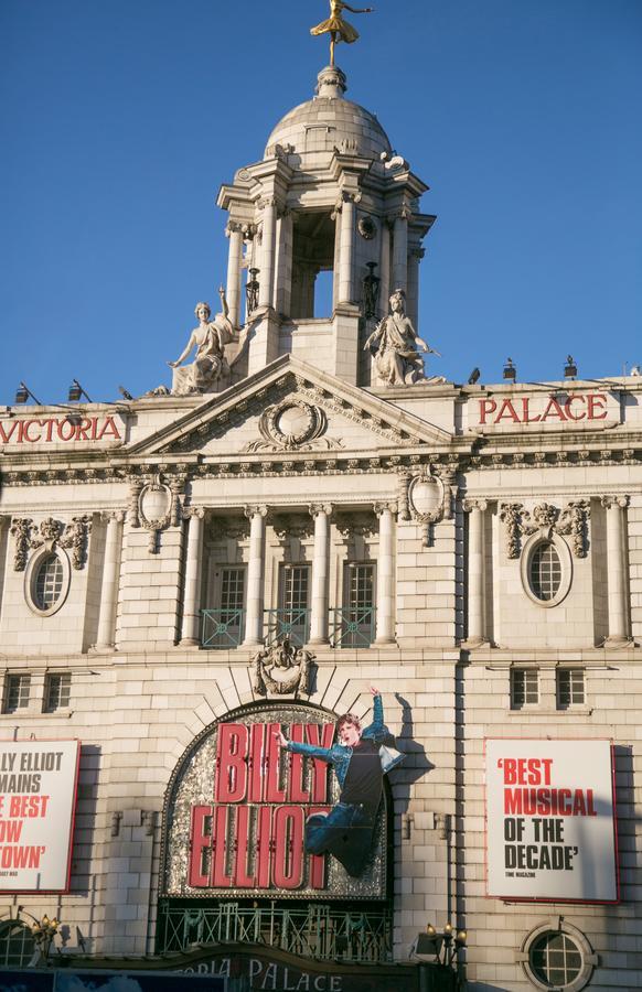 Easyhotel Victoria London Exterior photo